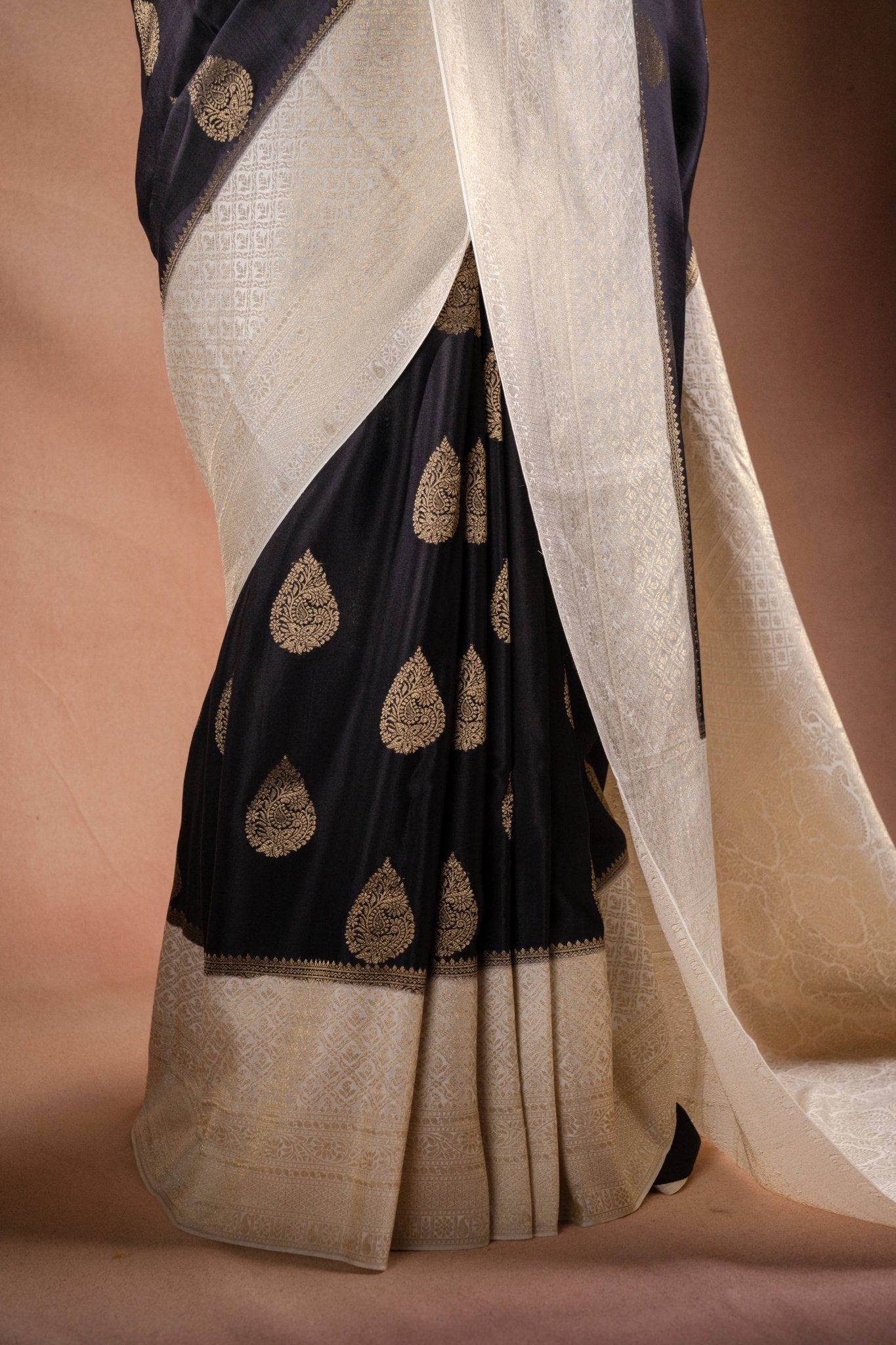 Black and White Crepe Silk Saree with Gold Motifs and Contrast Pallu - That Saree Shop