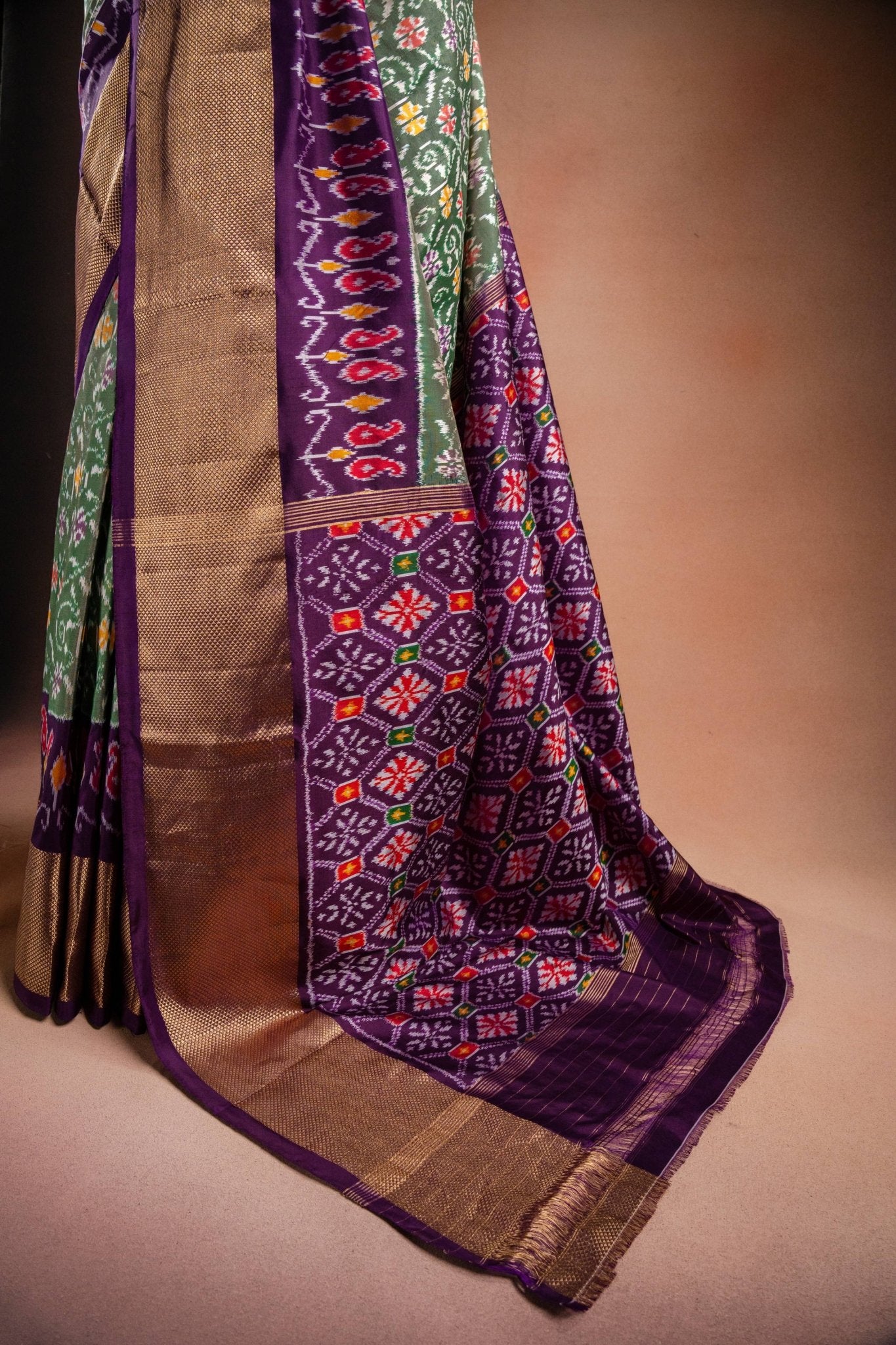 Green Pochampally Saree with Purple Border - That Saree Shop